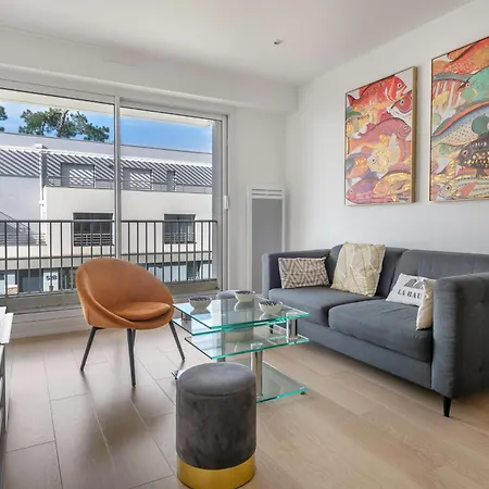 Apartment Escapade A 4 A